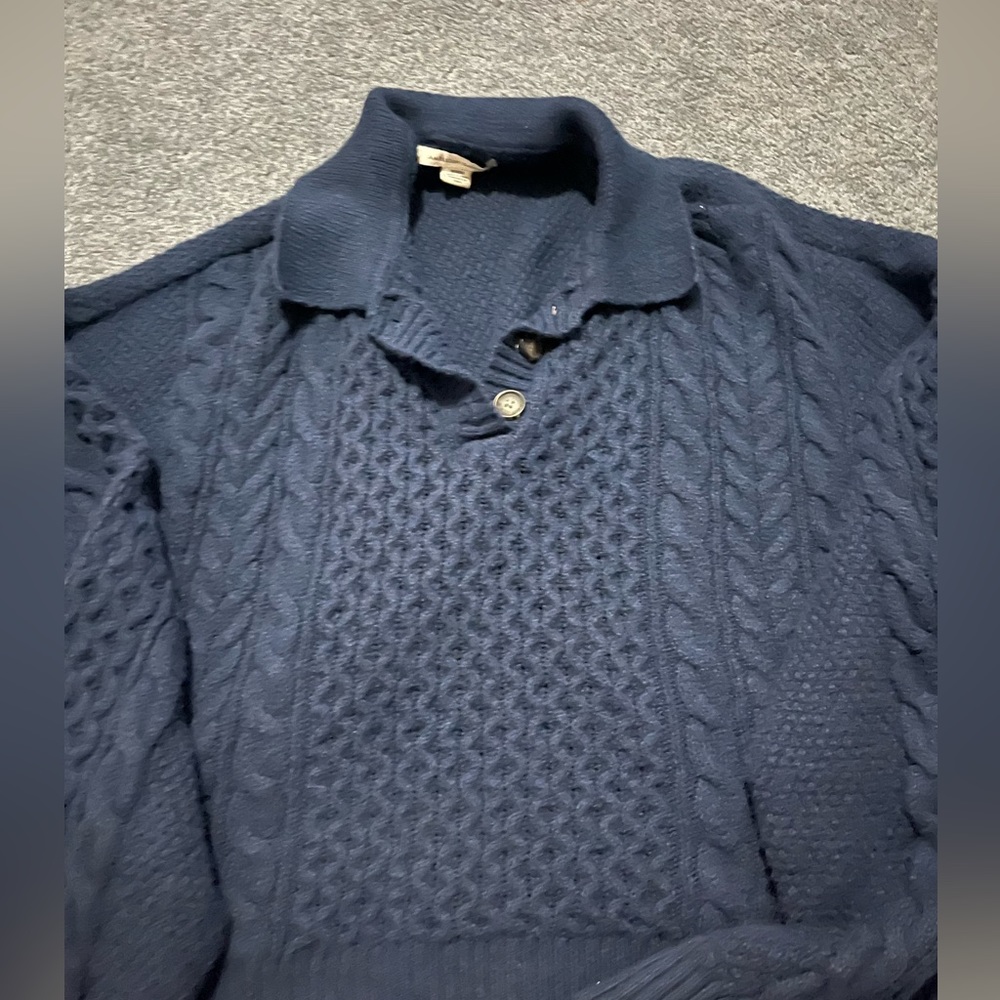 cropped holister sweater